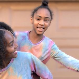 Kids tie-dye comfortable sweater